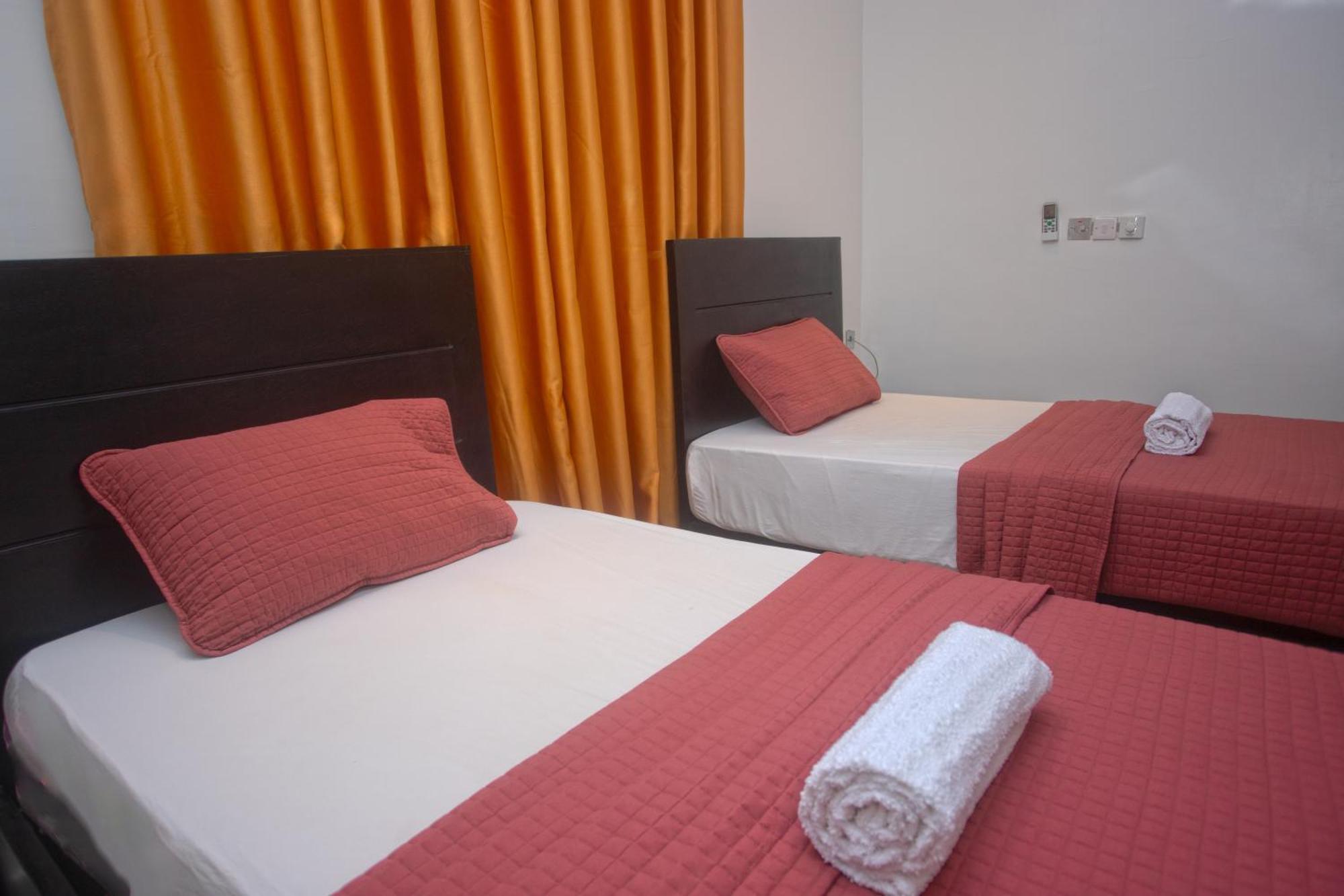 Labev Hotel Kumasi Buitenkant foto