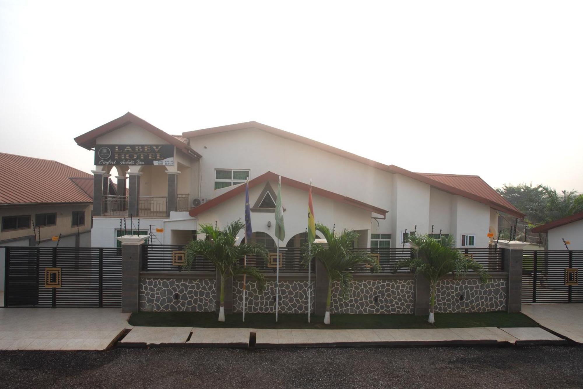 Labev Hotel Kumasi Buitenkant foto