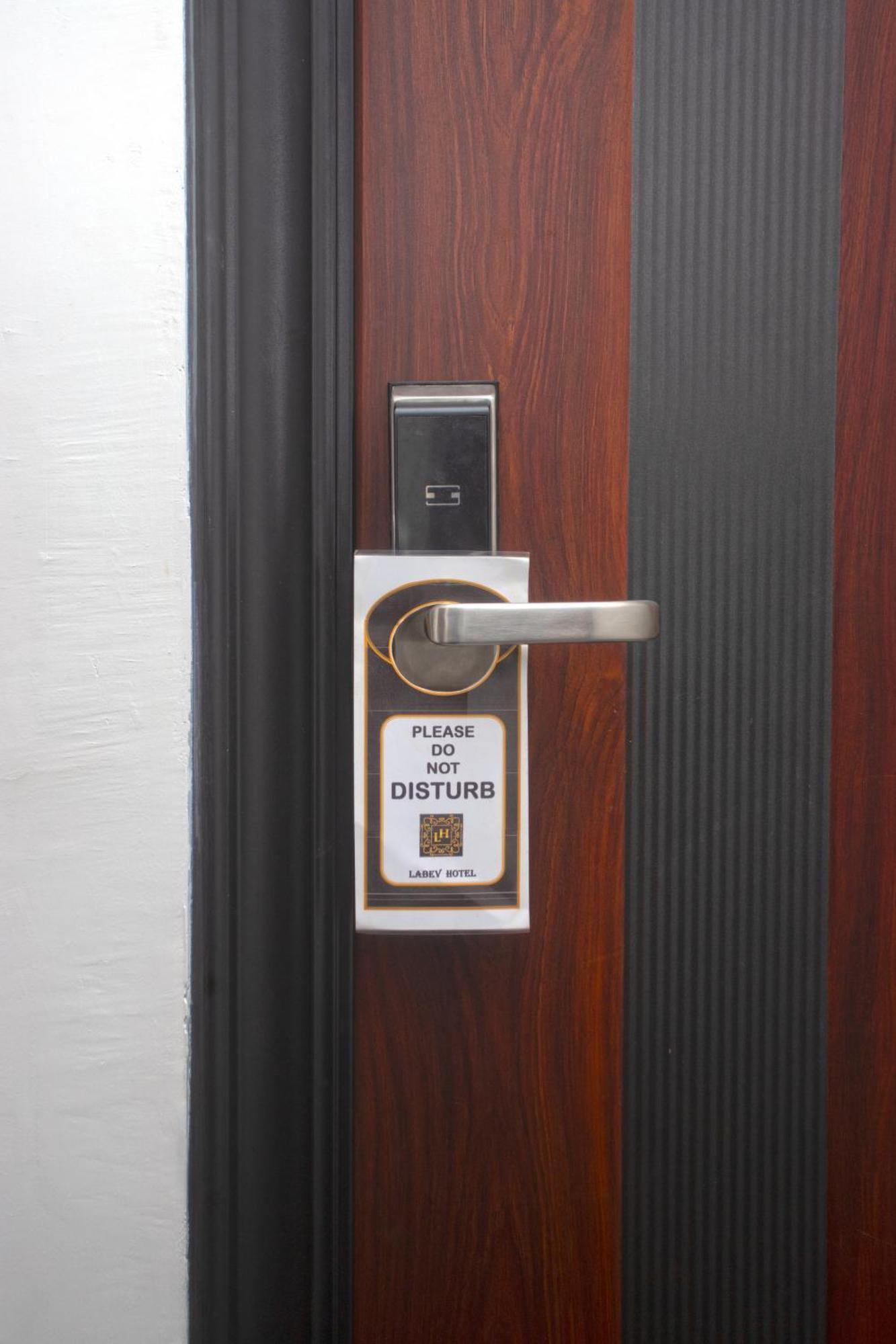 Labev Hotel Kumasi Buitenkant foto